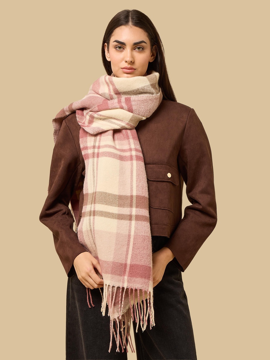 Checked Scarf with Tassels