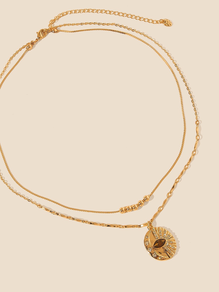 Layered Pendant Necklace with Lobster Clasp Closure