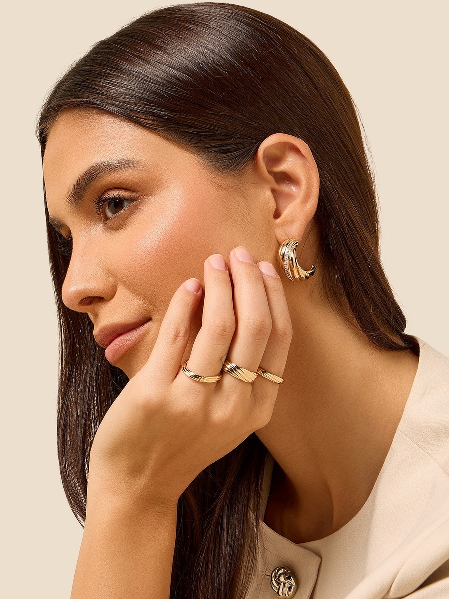 Metallic 4-Piece Hoop Earrings and Ring Set