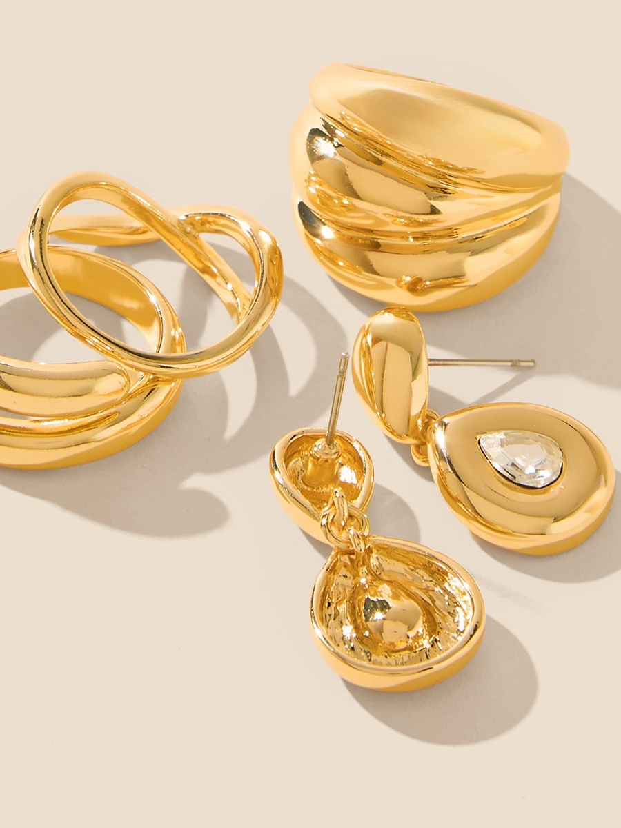 Assorted 4-Piece Earrings and Ring Set