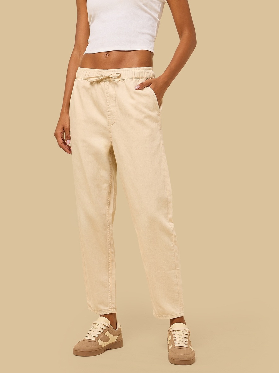 Mid-Rise Slouch Fit Jeans