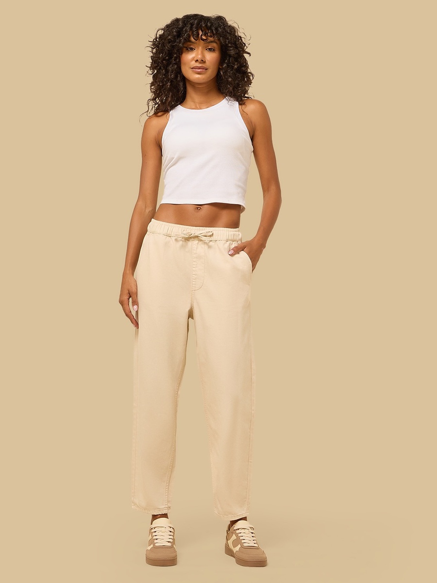 Mid-Rise Slouch Fit Jeans