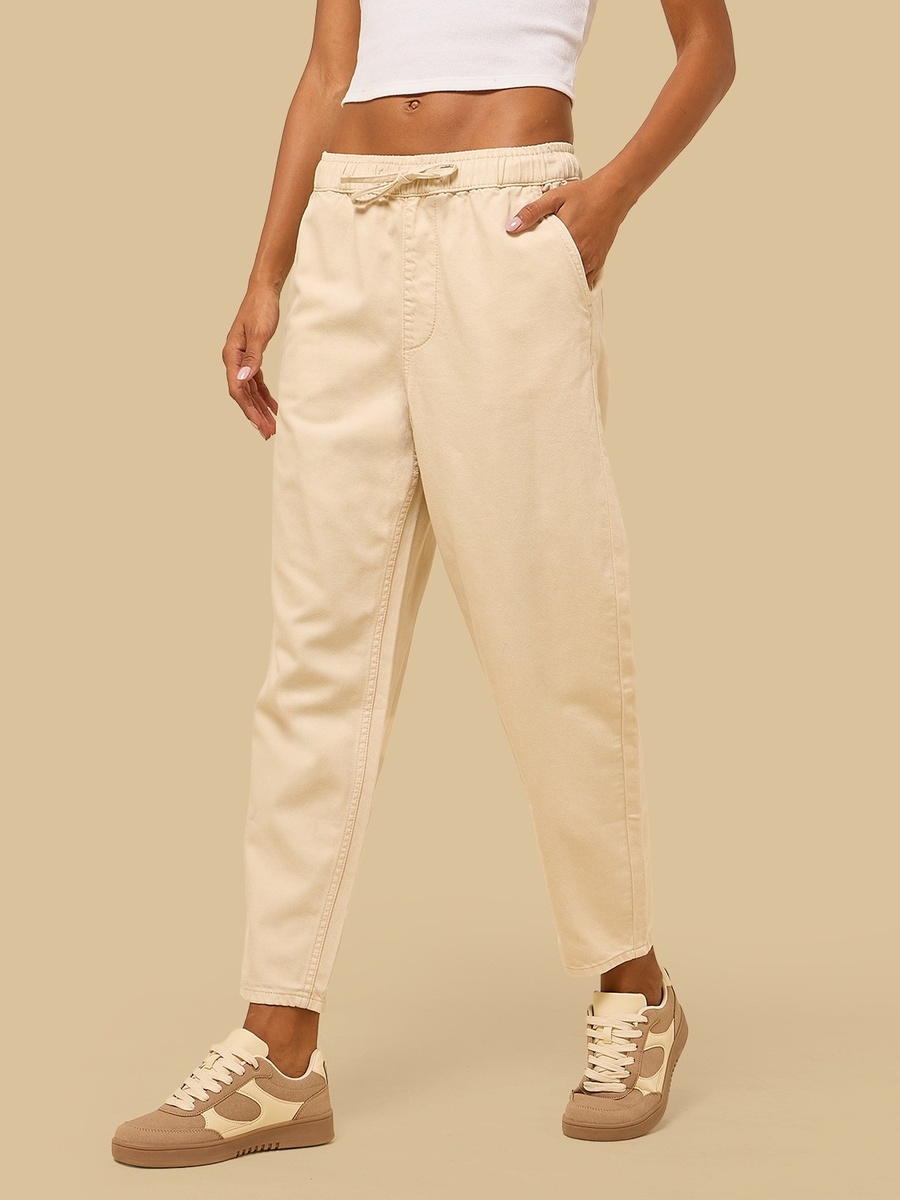 Mid-Rise Slouch Fit Jeans
