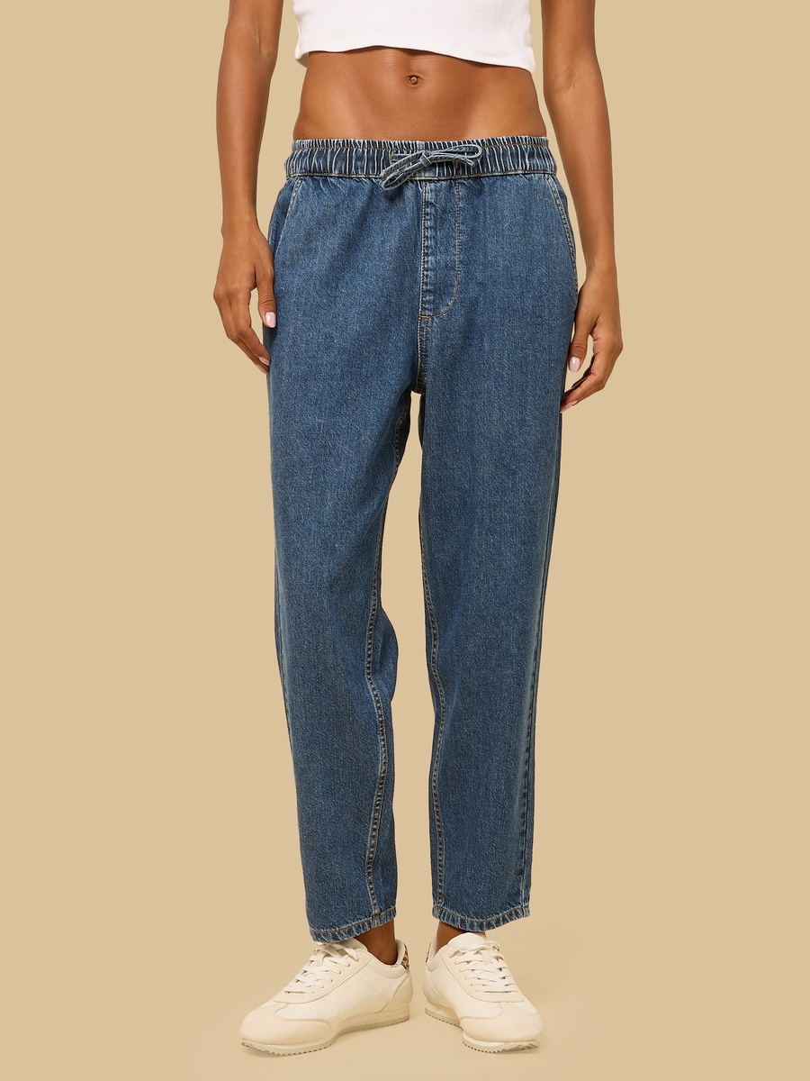 Mid-Rise Slouch Fit Jeans