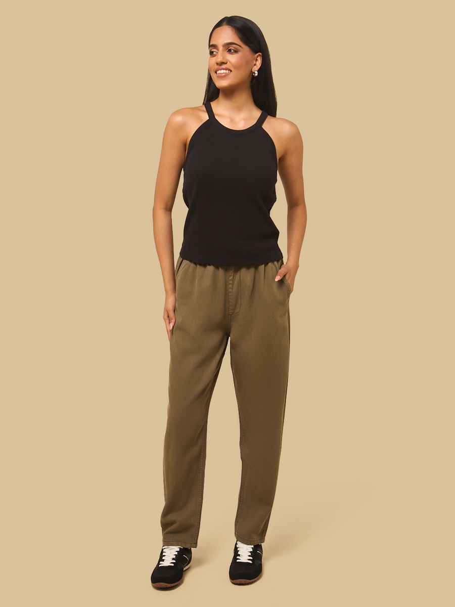 Mid-Rise Slouch Fit Jeans