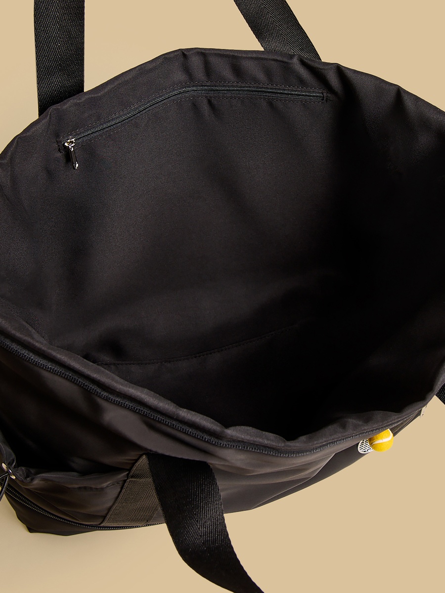 Plain Duffle Bag with Detachable Strap