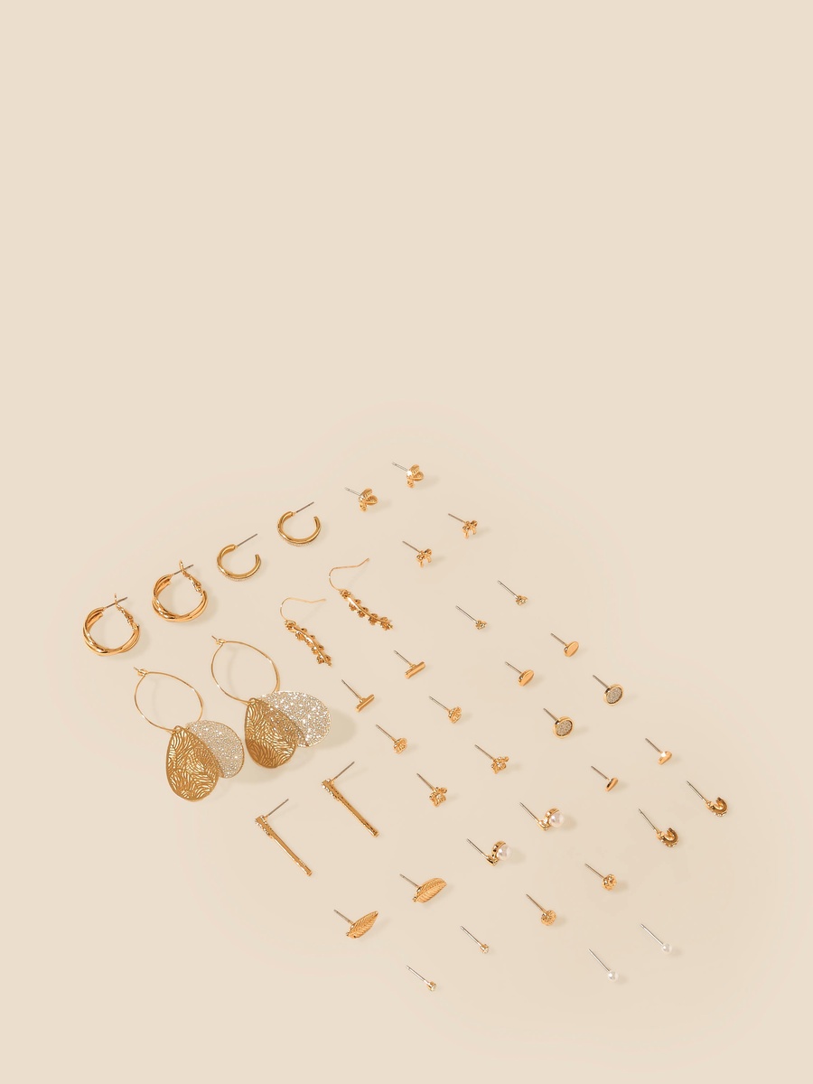 Pack of 20 - Assorted Earrings with Pushback Closure