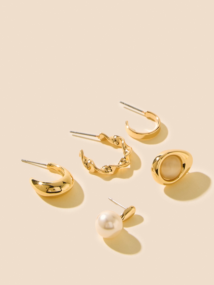 Pack of 5 - Assorted Earrings with Pushback Closure