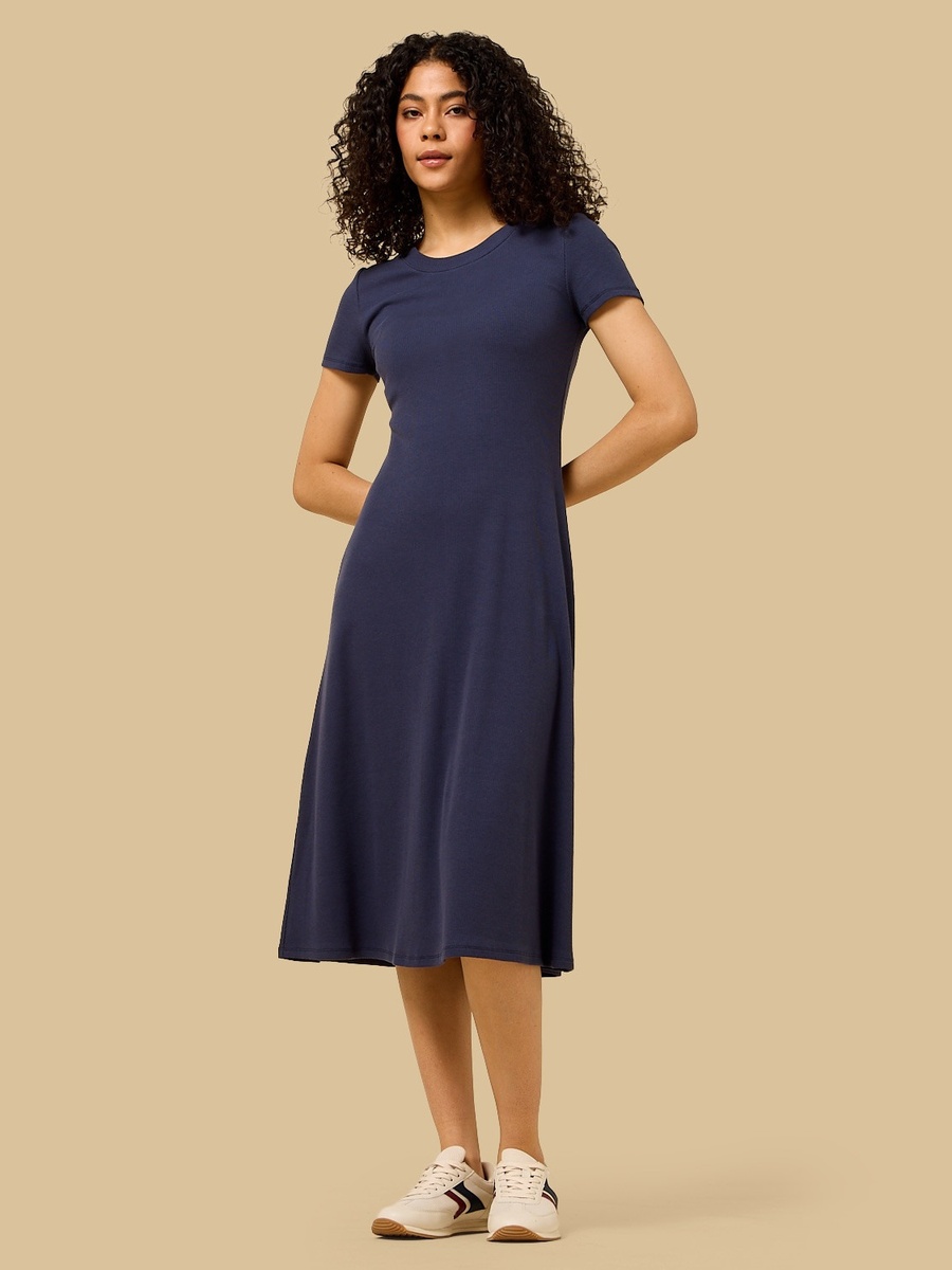 Ribbed Midi Flare Dress