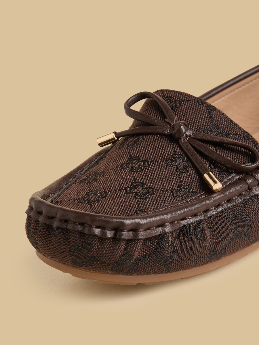Textured Bow Accent Slip-On Moccasins