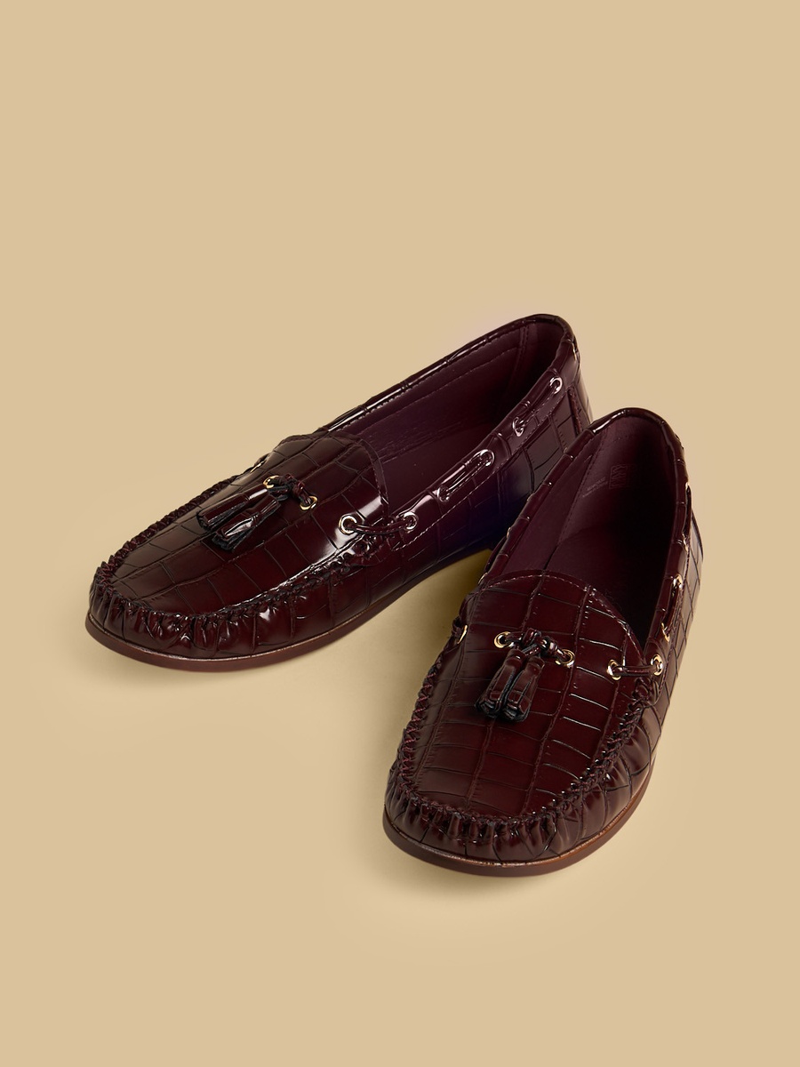 Tassel Accent Loafers