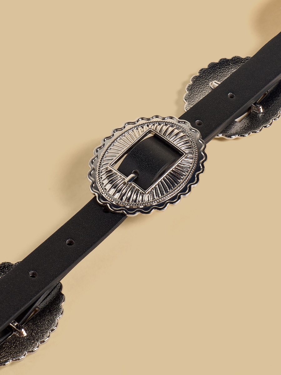 Buckle Accent Belt with Pin Closure