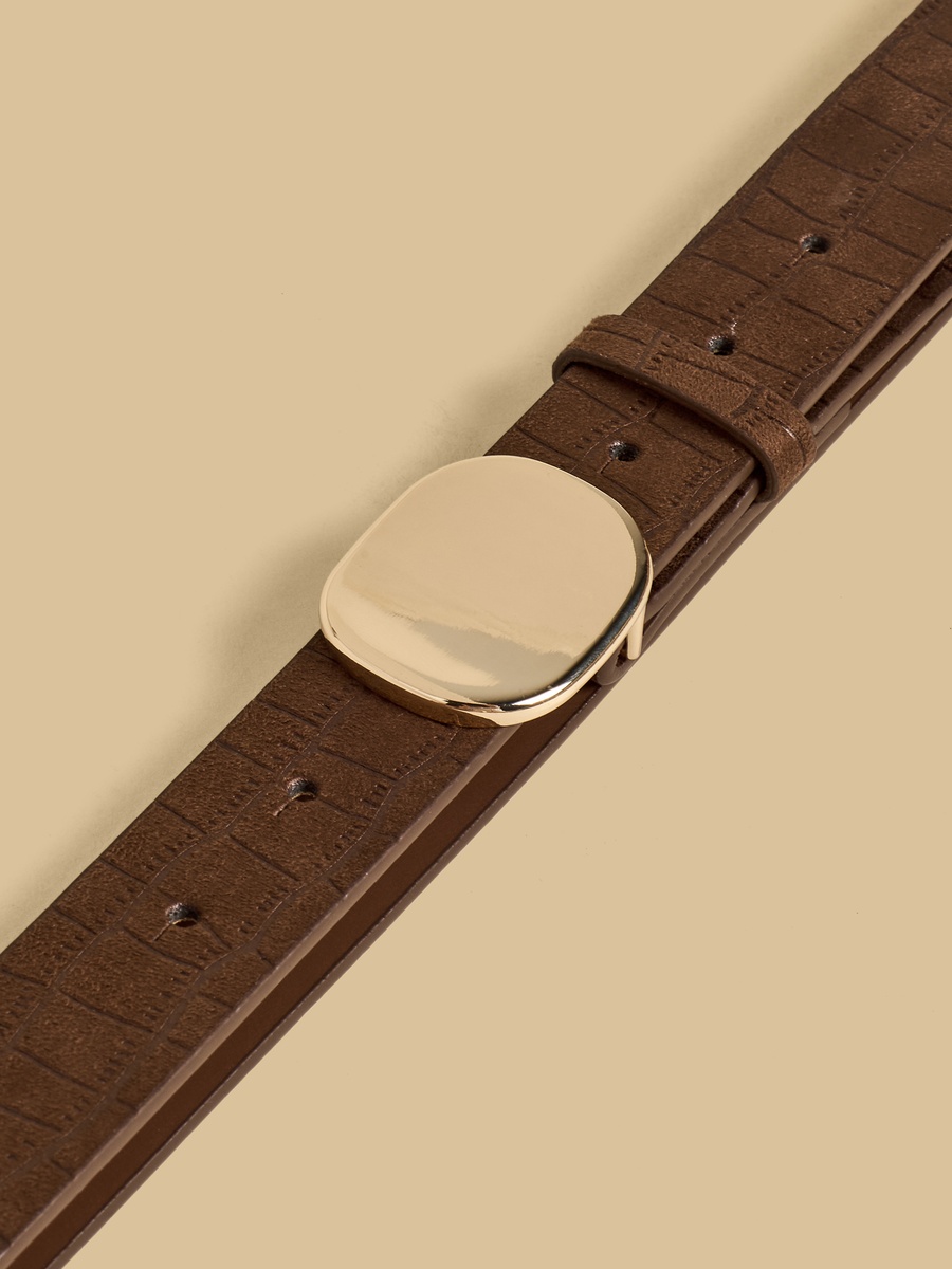 Textured Belt with Buckle Closure