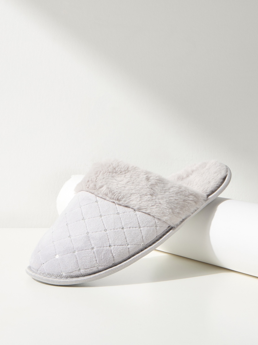 Textured Slip-On Bedroom Slippers