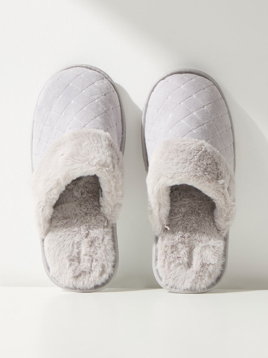 Textured Slip-On Bedroom Slippers