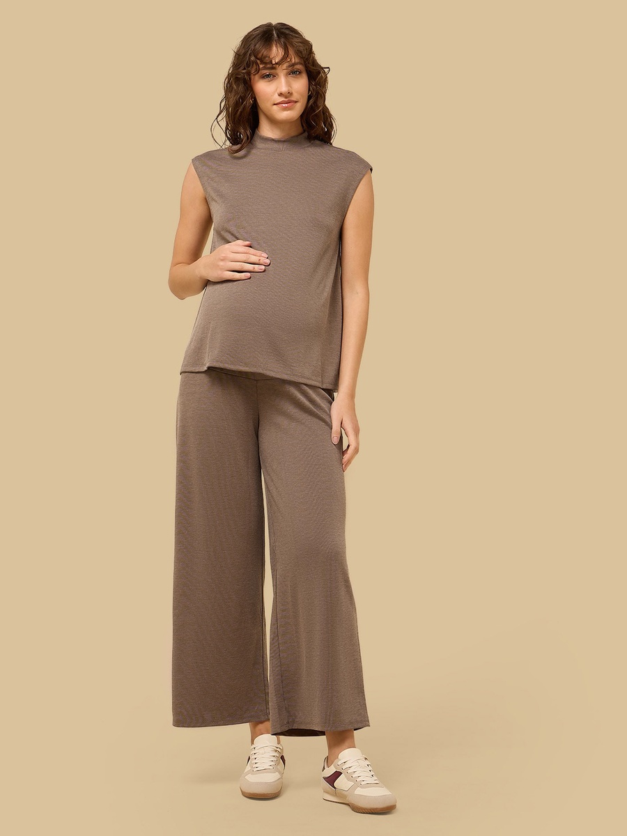 Ribbed Sleeveless Maternity Top with High Neck