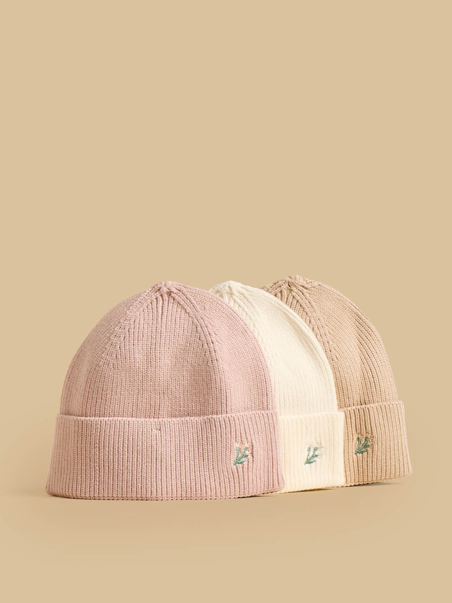 Pack of 3 - Floral Embroidered Beanie
