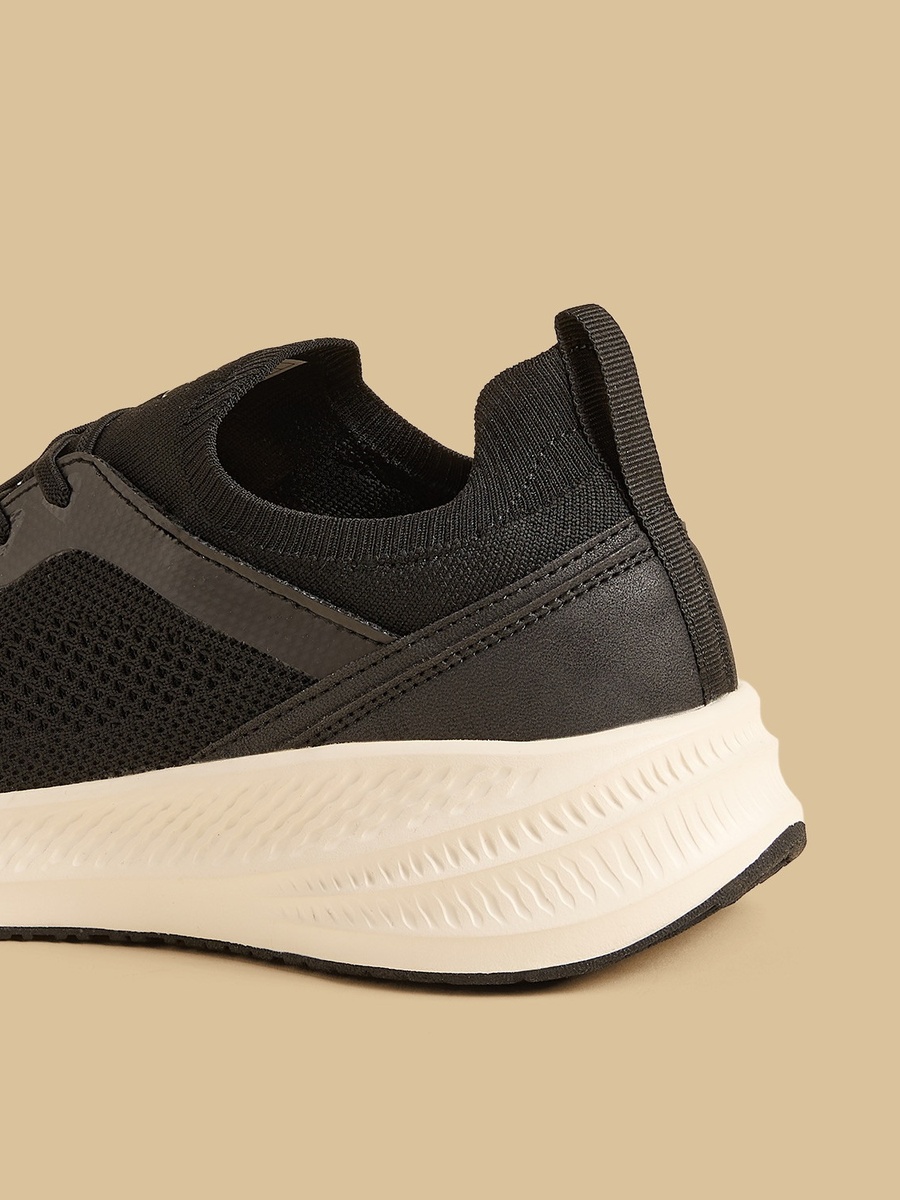 Flyknit Slip-On Shoes