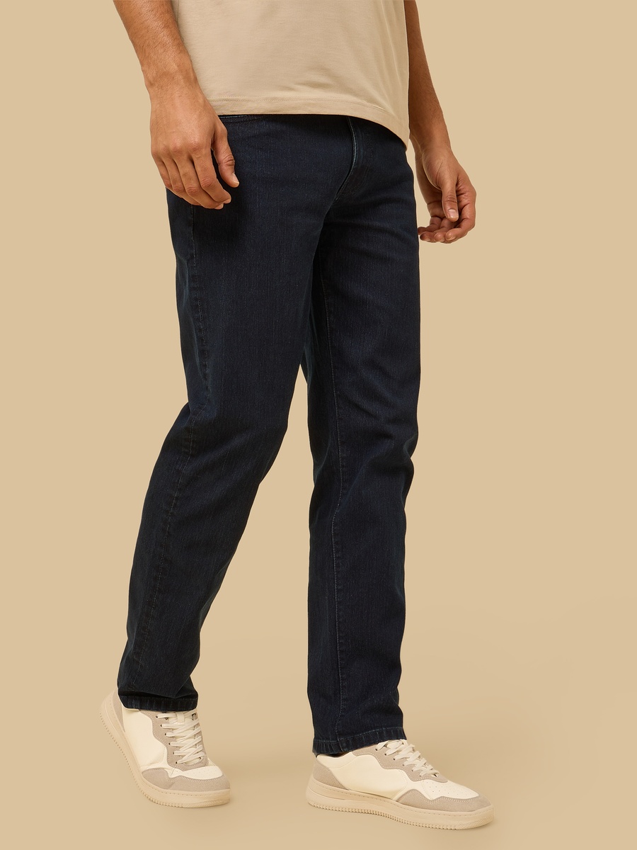 Straight Fit Stretchable Jeans