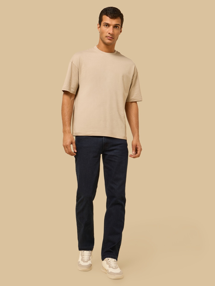 Straight Fit Stretchable Jeans
