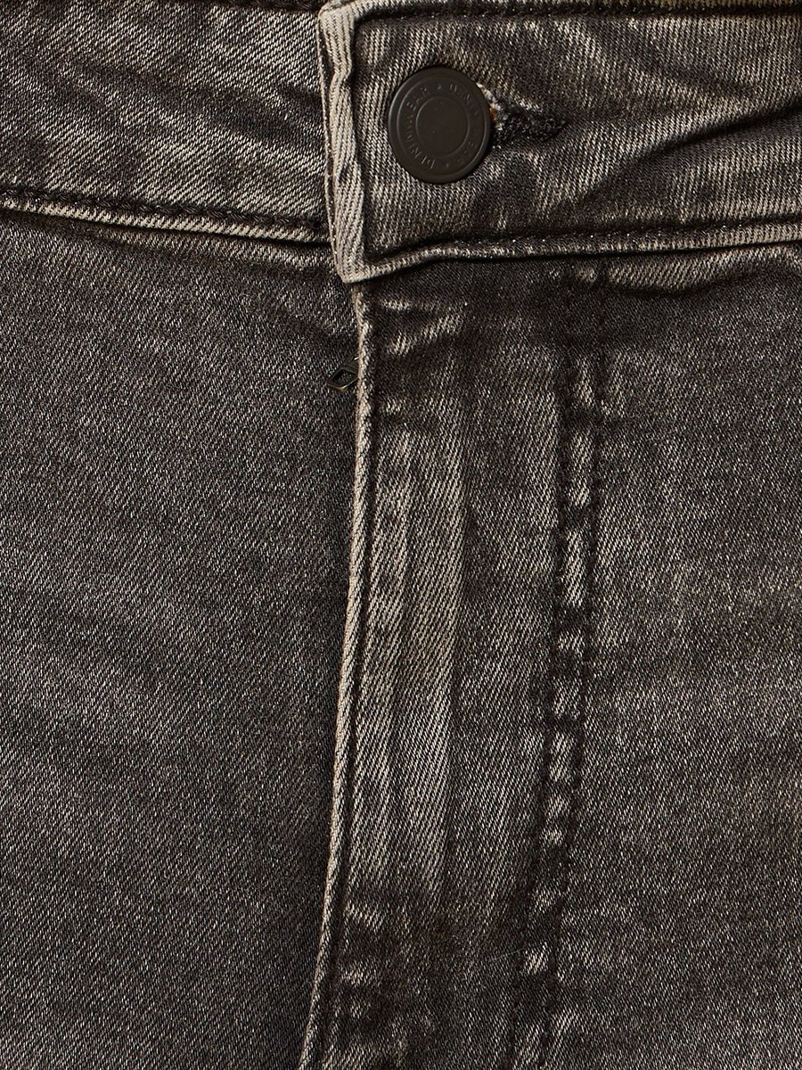 Straight Fit Stretchable Jeans