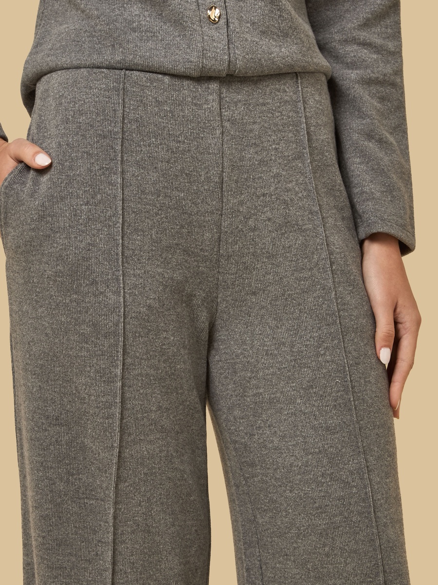 Pintuck Accent Wide Leg Pants