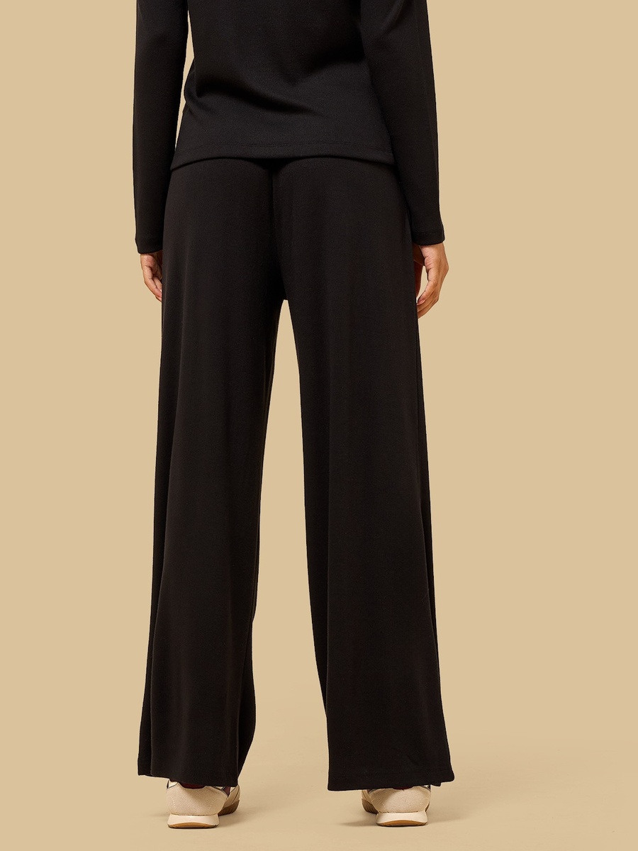 Textured Wide Leg Pants