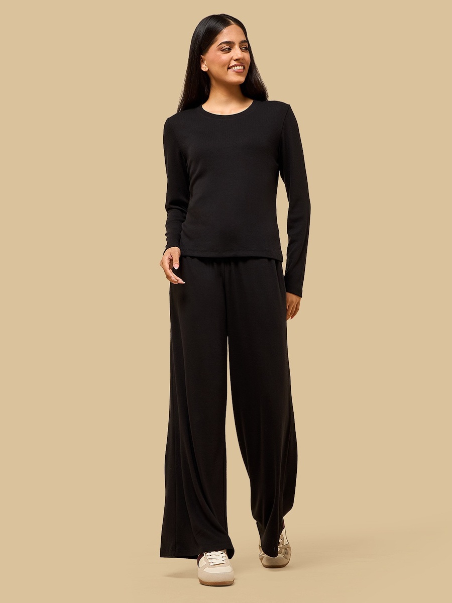 Textured Wide Leg Pants