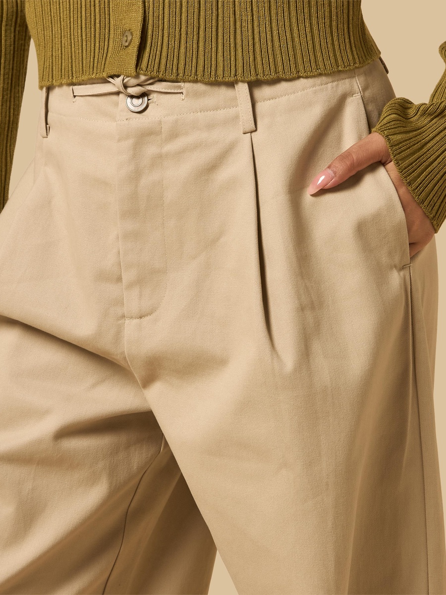 Pleated Barrel Fit Twill Pants