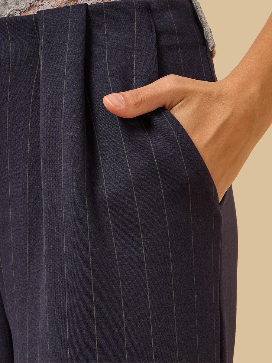 Pleated Modal Wide Leg Pants