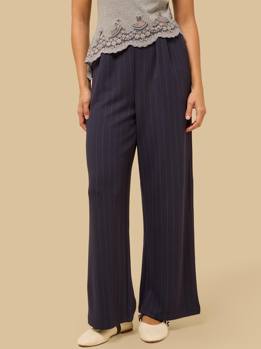 Pleated Modal Wide Leg Pants