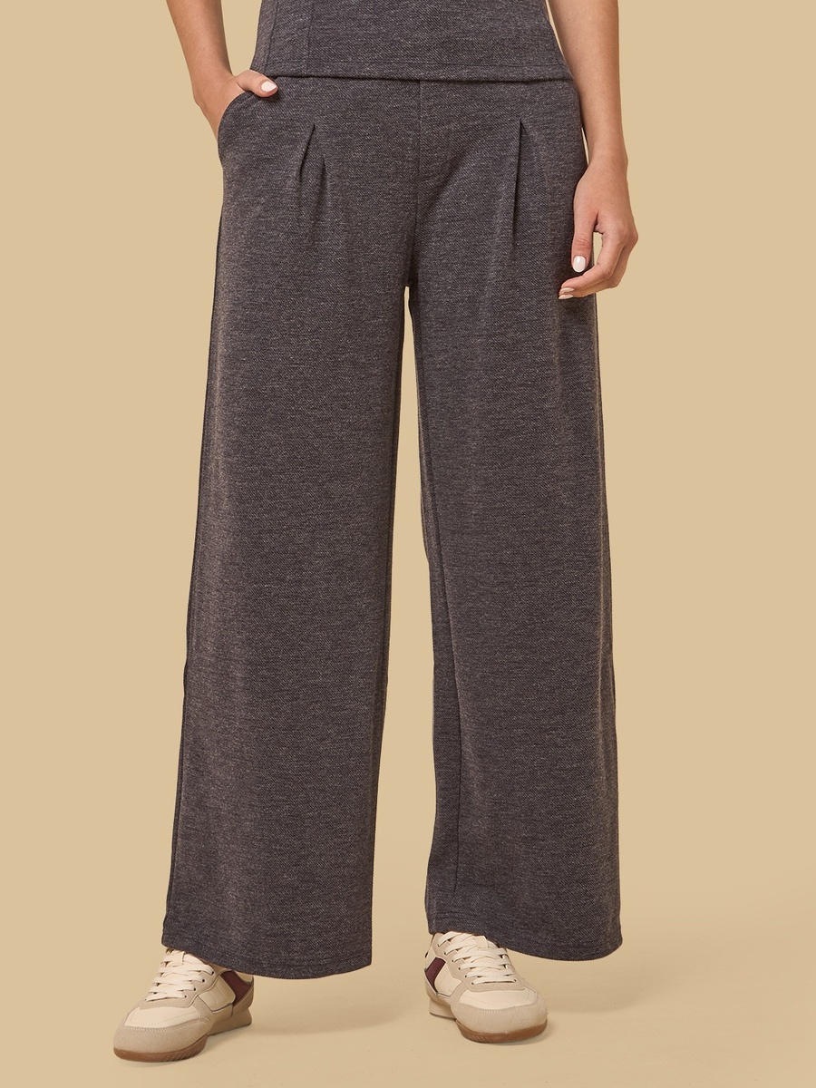 Pleated Wide Leg Pants