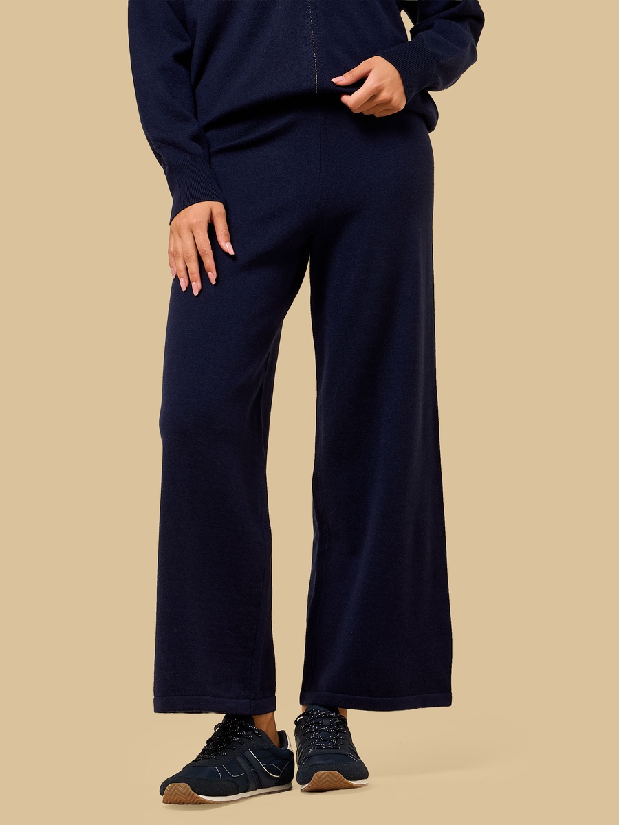 Textured Wide Leg Pants