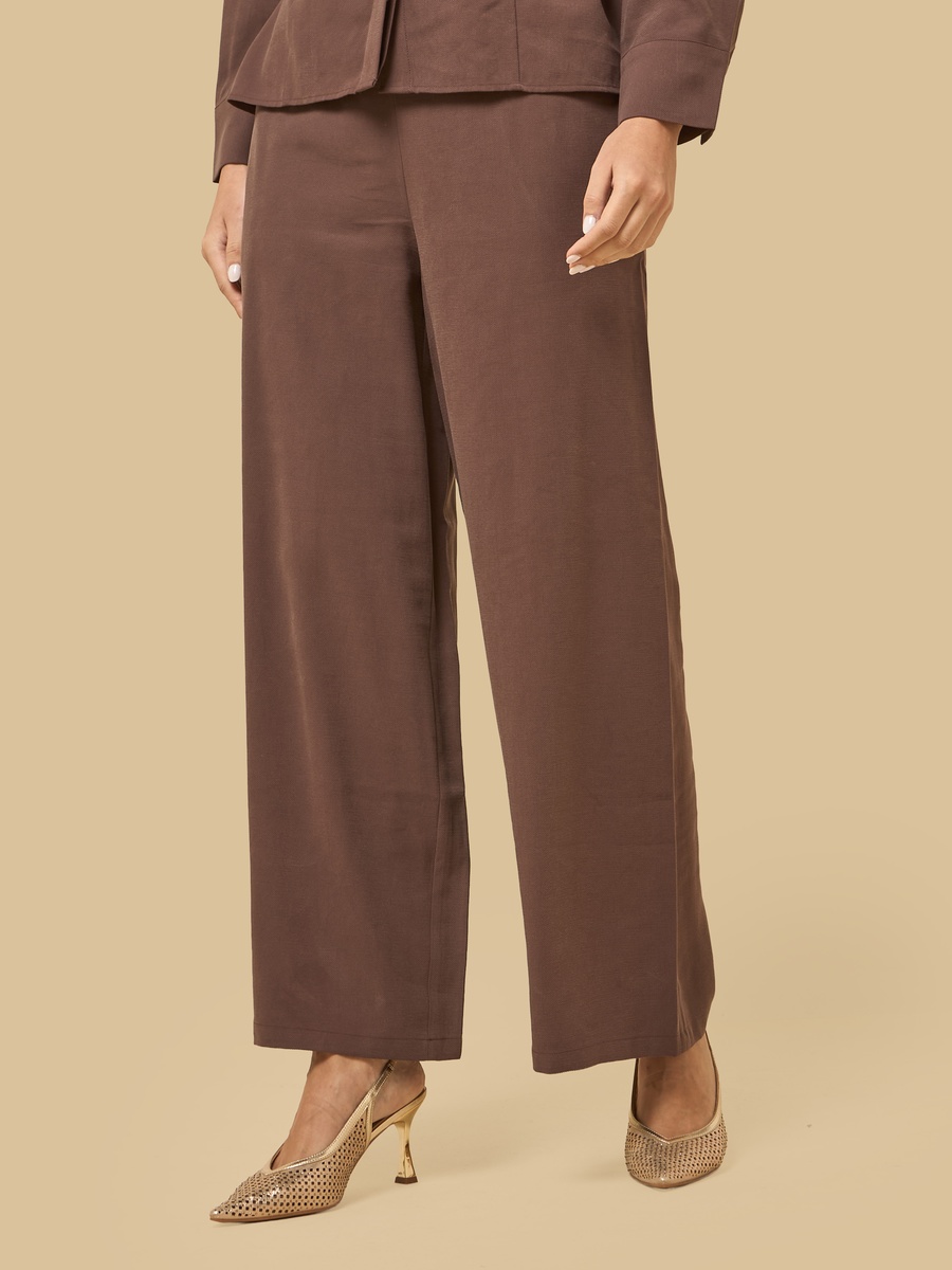 Mid-Rise Wide Leg Pants