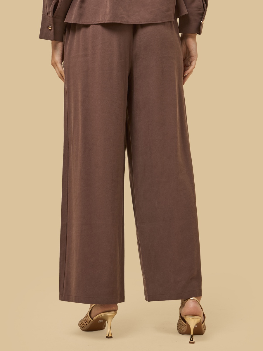 Mid-Rise Wide Leg Pants