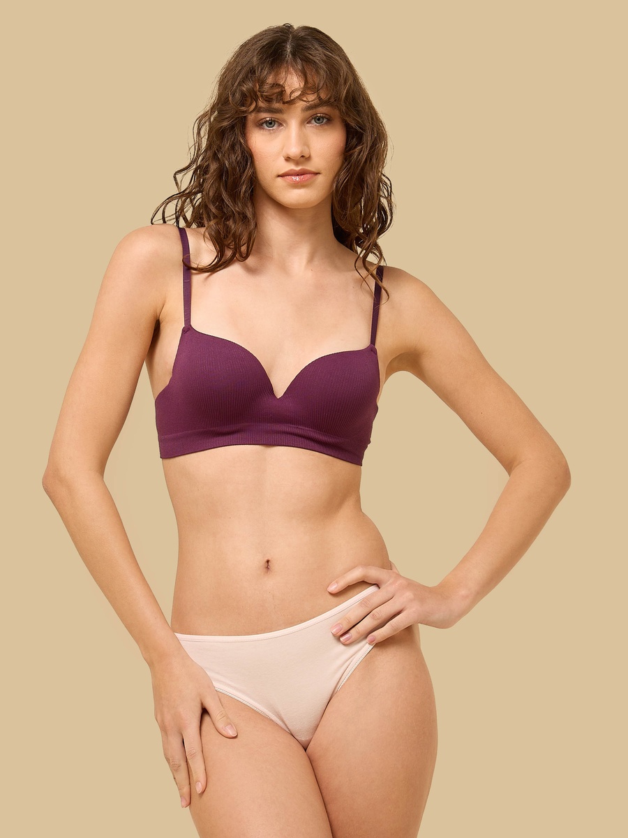 Ribbed Seamless Bra