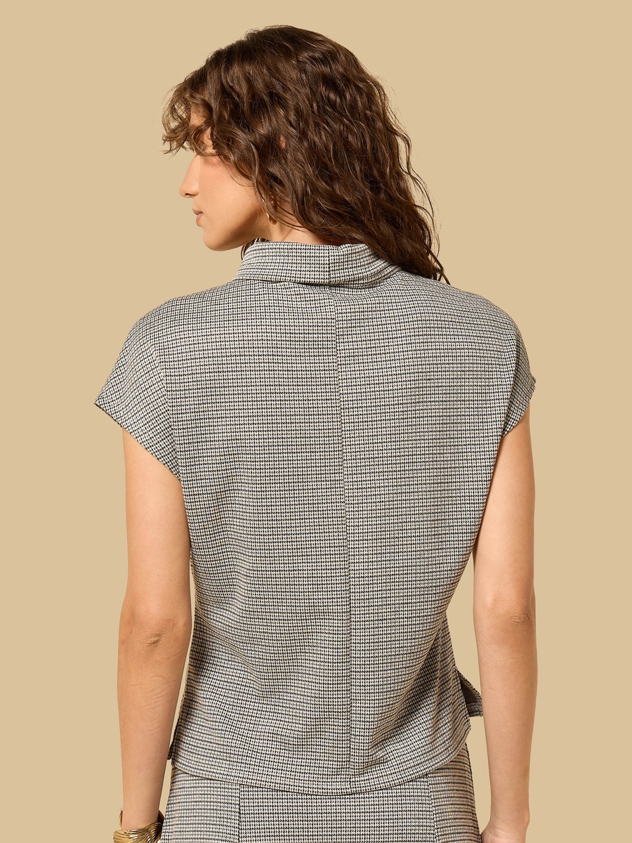 Houndstooth Turtleneck Top