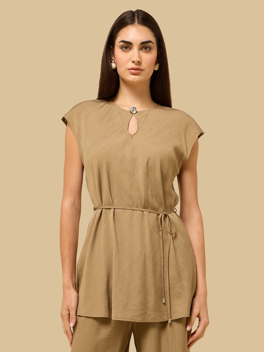 Keyhole Neck Top with Tie-Up Belt