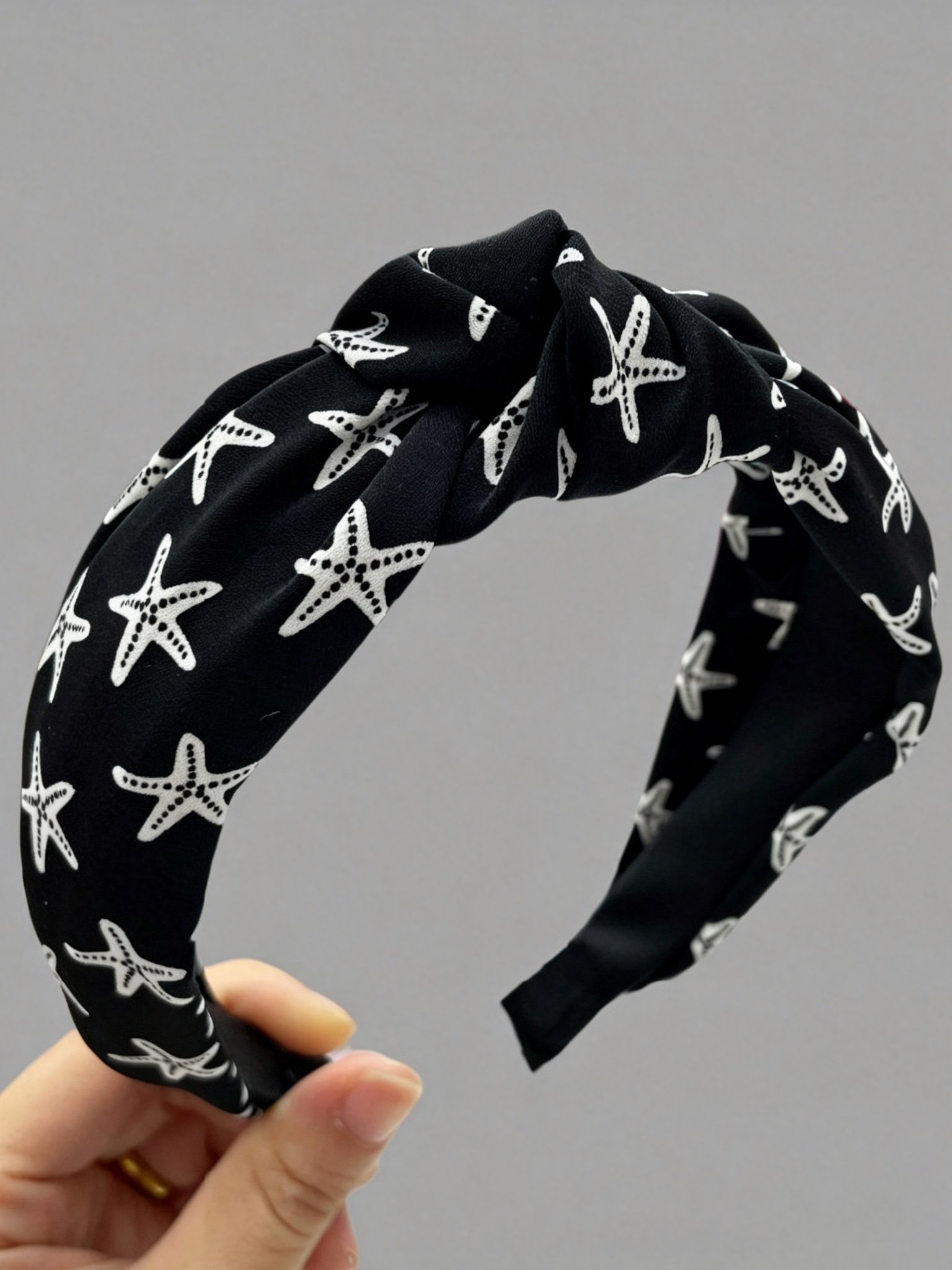 Starfish Pattern Knotted Wide Headband