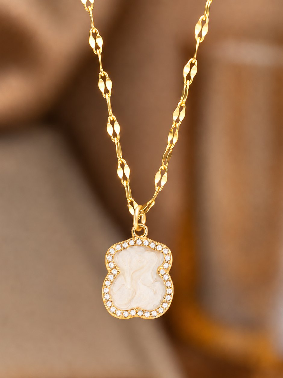1Pcs New Bear Pendant Fashion Golden Stainless Steel Lip Chain Necklaces For Women