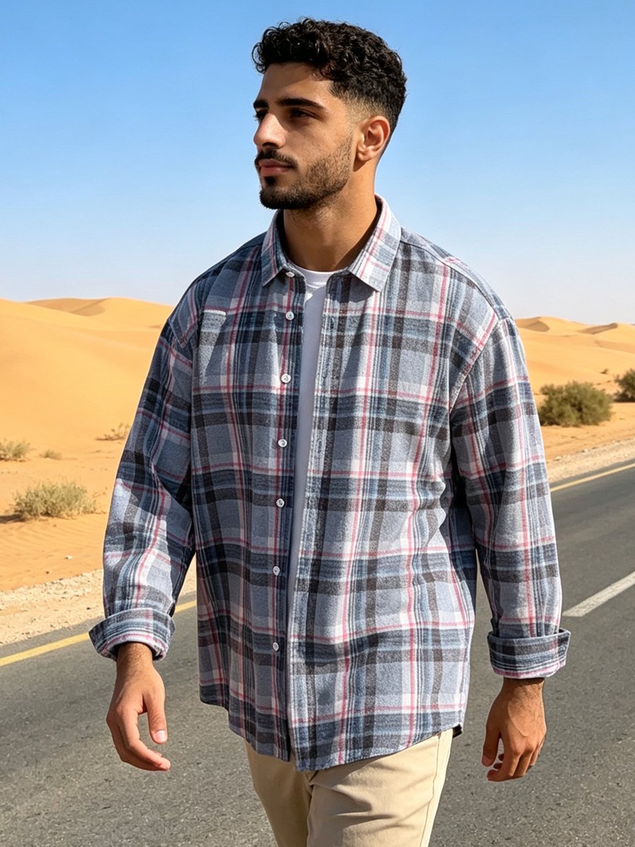 قميص بقصة عادية وكاروهات أزرق