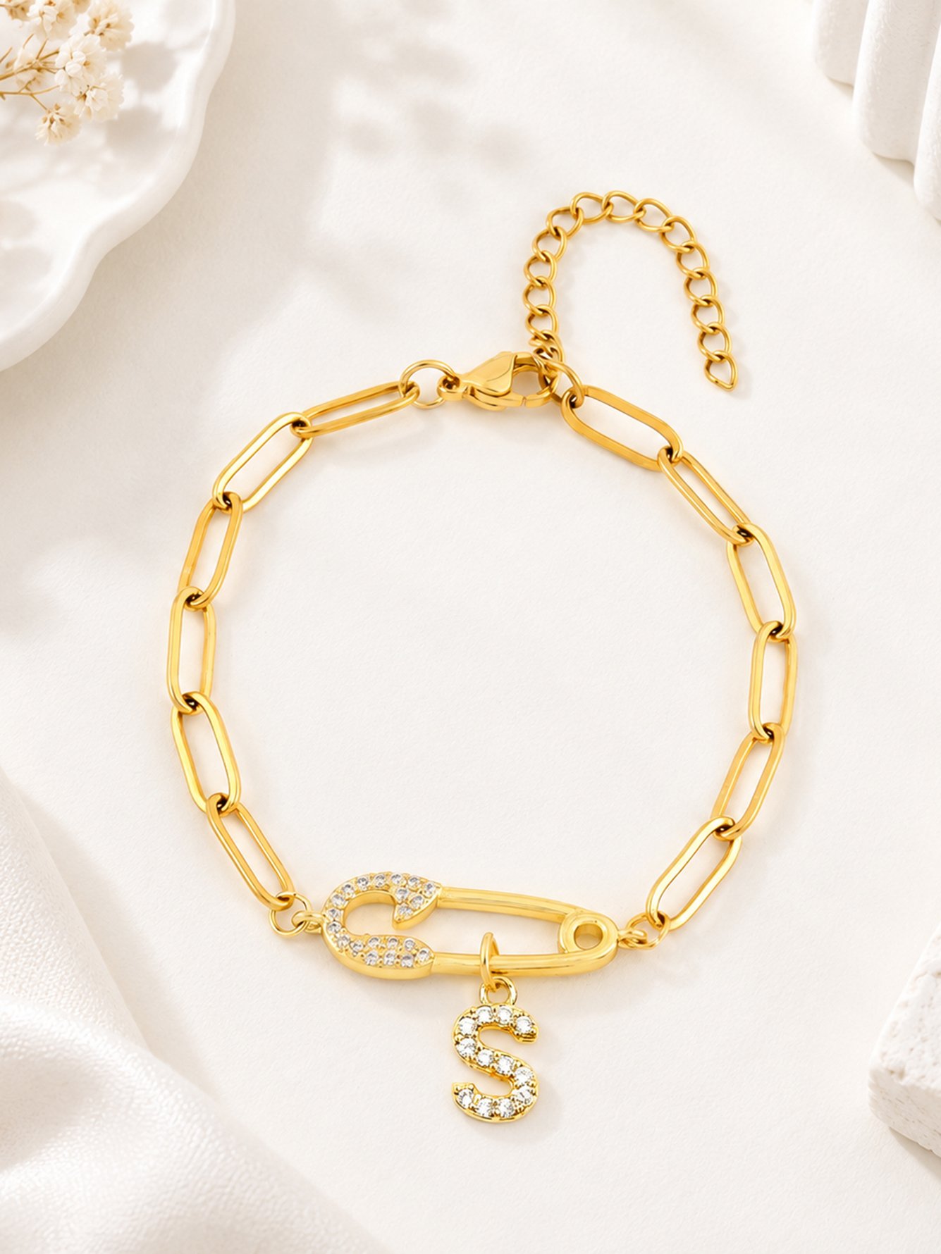 1Pcs Stainless Steel New Fashion Pin Papperclip Initial S Pendant Golden Chain Bracelet For Women