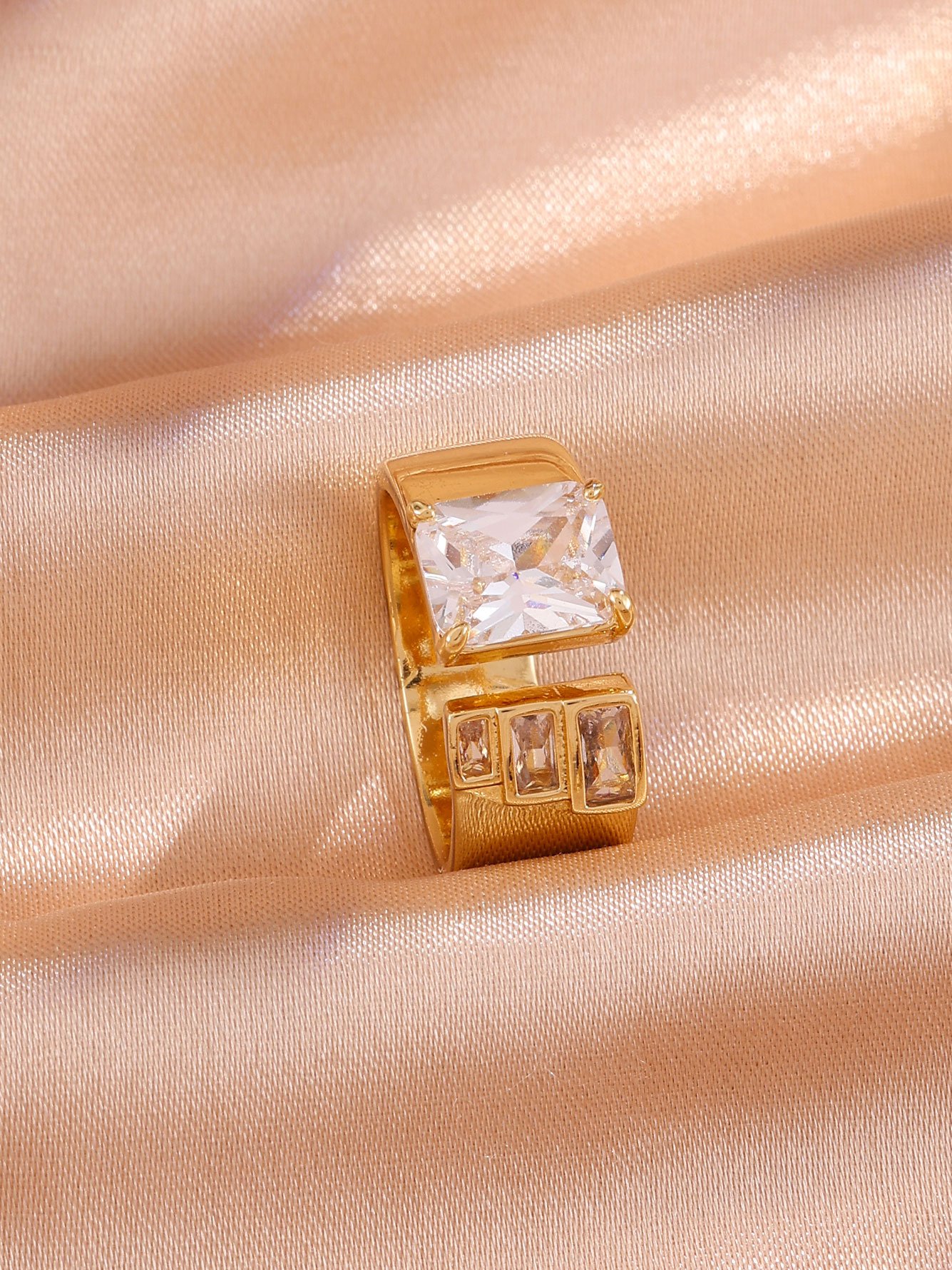 1pc Womens Gold Baguette Zircon Ring