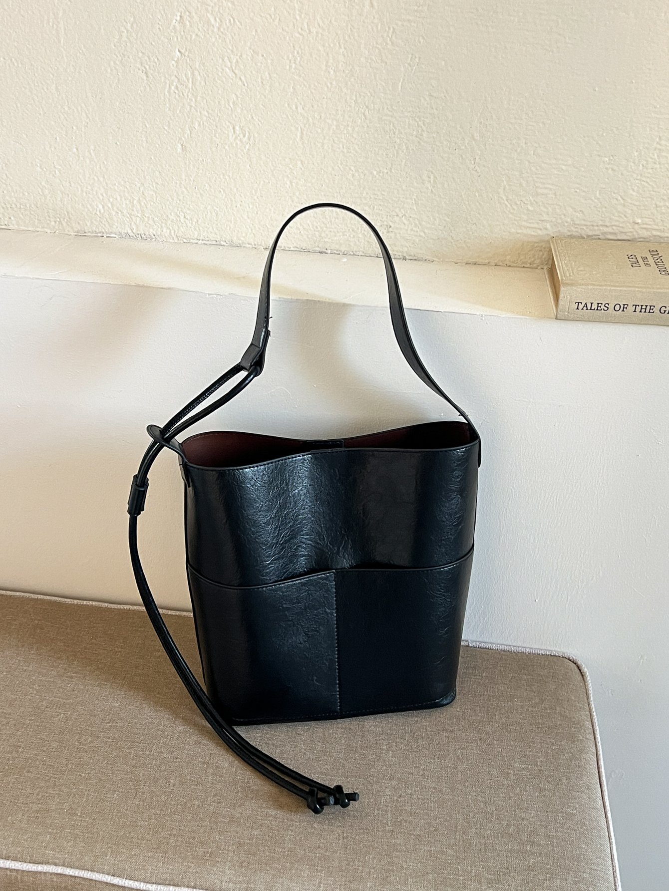 Black Solid Shoulder Bag with Drawstring