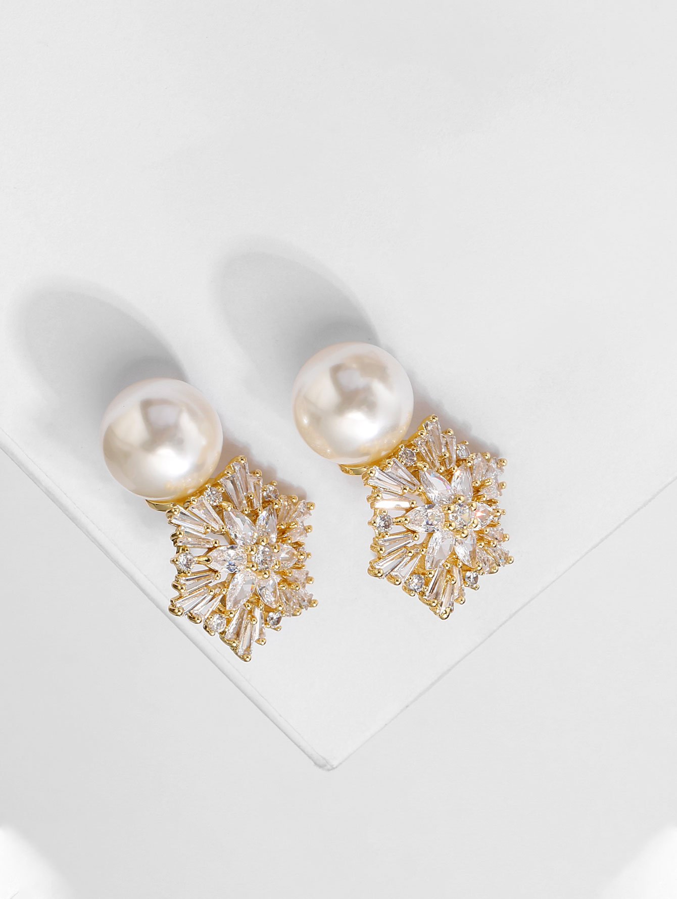 Gold Plain Earrings