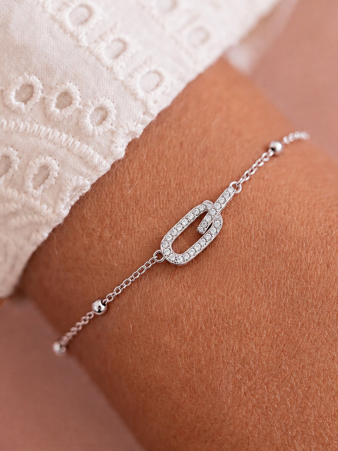 Grey Oval Link Bracelet for Women - Casual