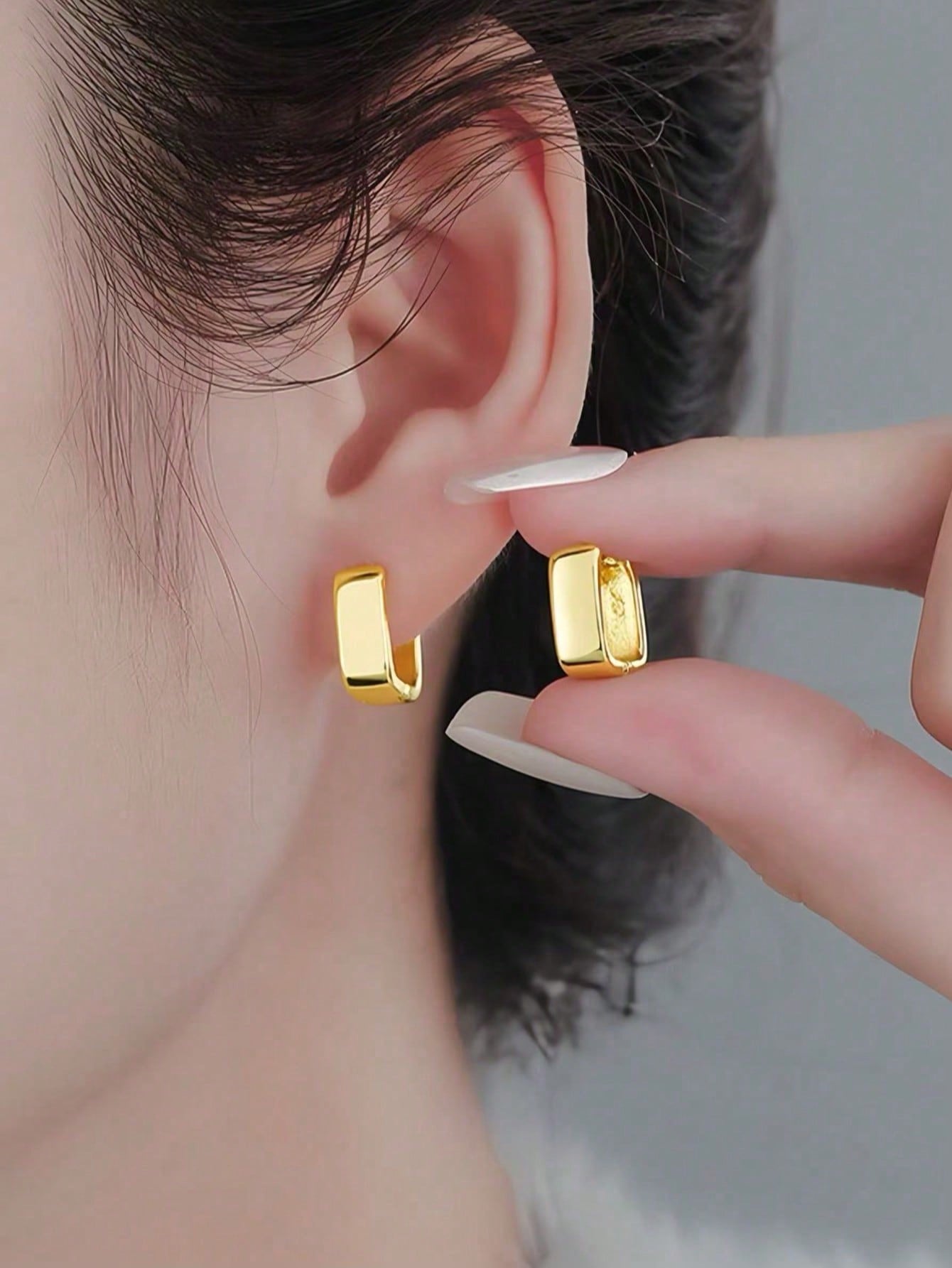 Gold Plain Earrings