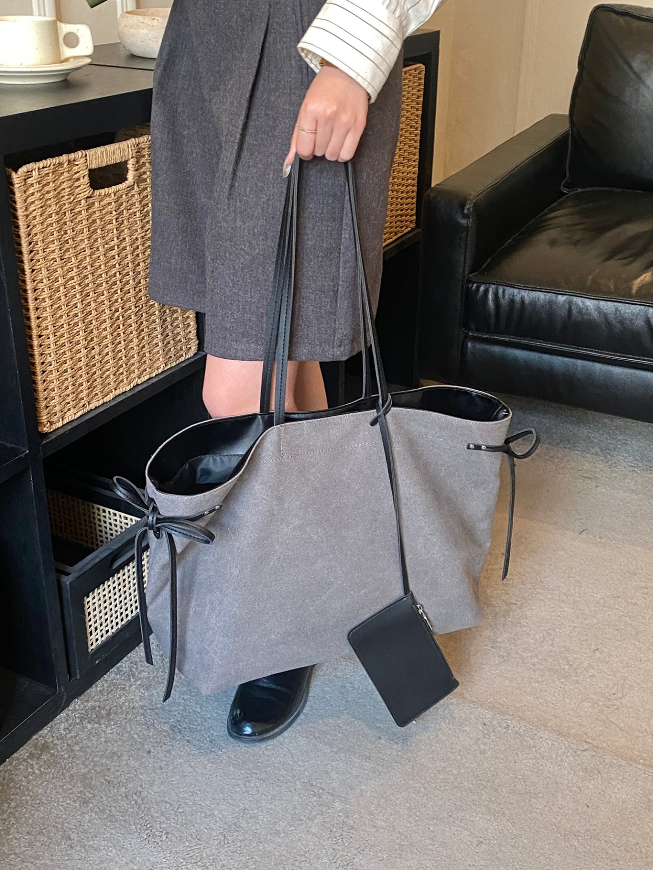 Grey Solid Shoulder Bag 
