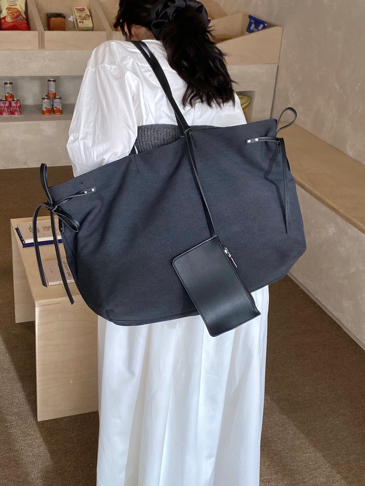 Black Solid Shoulder Bag 