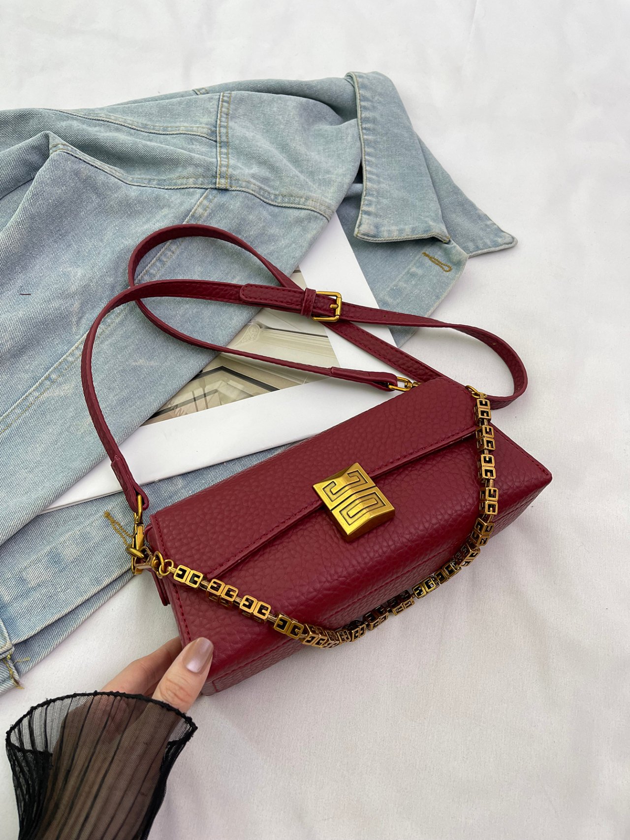 Red Textured Faux Leather Crossbody Bag with Gold Chain